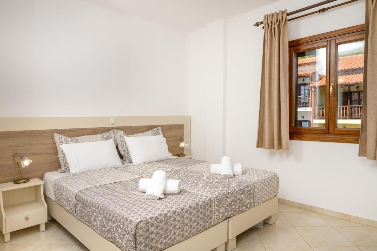 Pension Stelios Ouranoupoli Extérieur photo