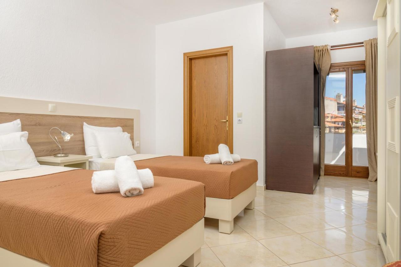 Pension Stelios Ouranoupoli Extérieur photo