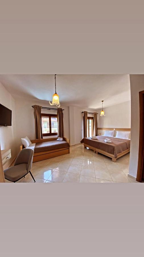 Pension Stelios Ouranoupoli Extérieur photo